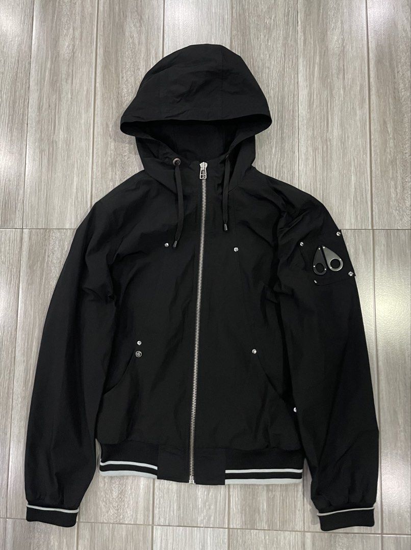 Moose Knuckles Lightweight Bomber Jacket (Category: Luxury Apparel) located in Las Pinas. Submitted by dhliacmp (Listing ID 1464273508, Image 2). Description: Moose Knuckles Lightweight Bomber Jacket Medium In Good as new condi Retails around 800Cad Selling for only 10,999 Authentic .