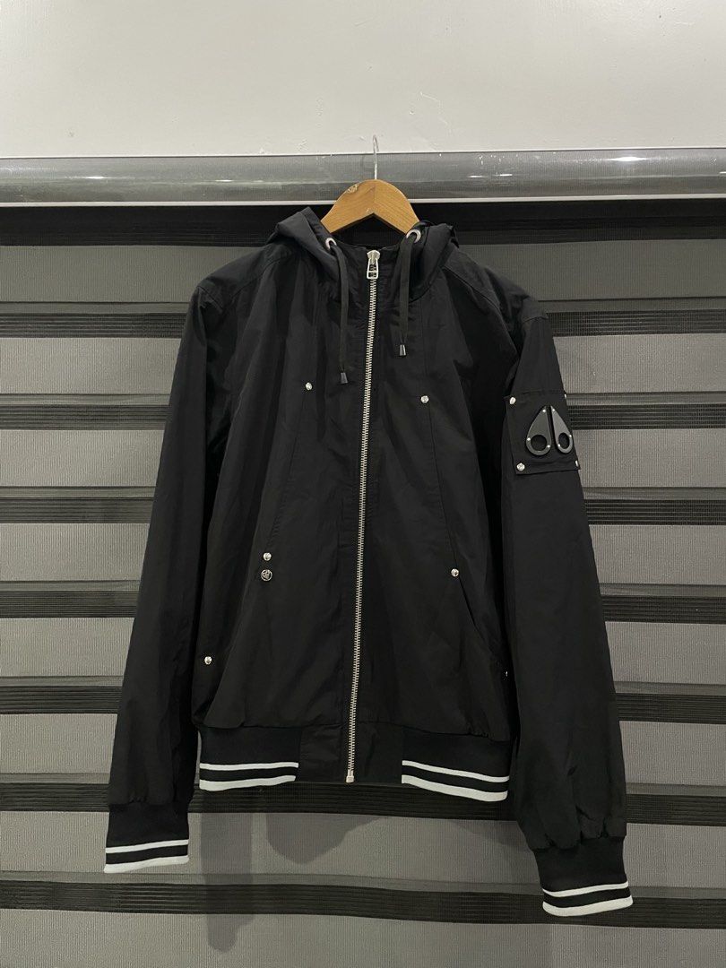 Moose Knuckles Lightweight Bomber Jacket (Category: Luxury Apparel) located in Las Pinas. Submitted by dhliacmp (Listing ID 1464273508, Image 1). Description: Moose Knuckles Lightweight Bomber Jacket Medium In Good as new condi Retails around 800Cad Selling for only 10,999 Authentic .