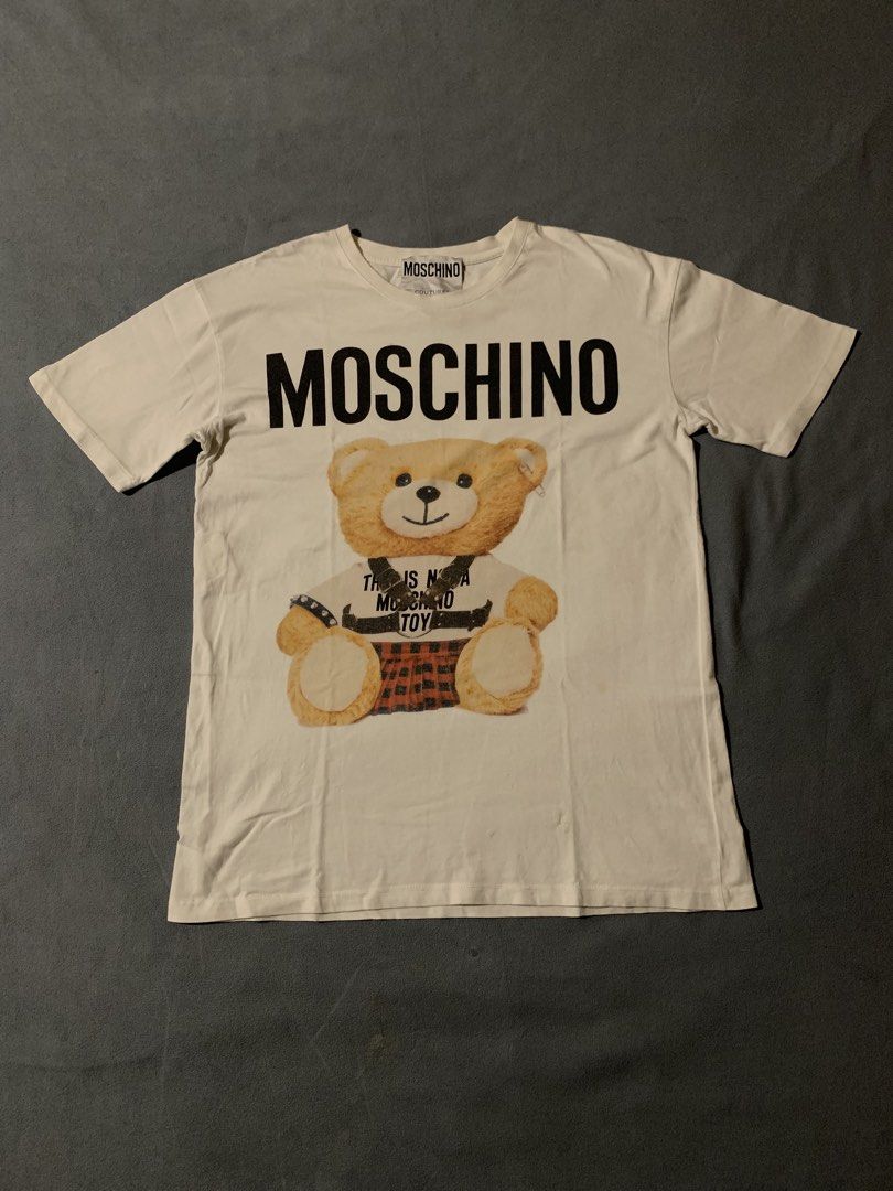 MOSCHINO COUTURE BEAR (Category: Luxury Apparel) located in Cavite. Submitted by thrift_2find (Listing ID 1464342278, Image 1). Description: no issue need wash.
