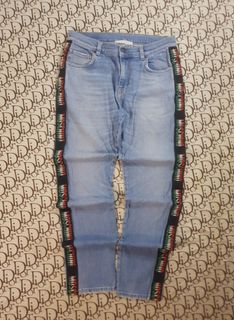 (Category: ) located in . Submitted by retro.district. (Listing ID 1464303302, Image 1). Description: .