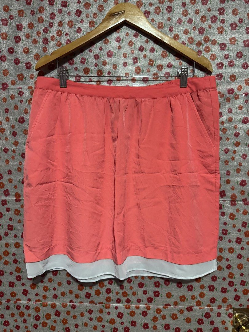 Mossimo plus size skirt (Category: Skirts) located in Bacoor. Submitted by teneleven_apparel (Listing ID 1464281354, Image 1). Description: Measurement ( based on measure tape: 36-38x19L Condition: no issue 📍 Jnt or lalamove.