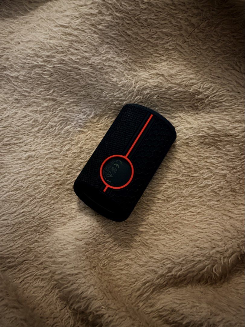 Motorcycle Keyless Remote Key Silicone Case for Yamaha Nmax Version 3 Techmax, Xmax300 (Category: Body Parts and Accessories) located in Manila. Submitted by achi.klio (Listing ID 1464242514, Image 2). Description: Mali lang yung version ng silicon na pagkakabili. Di nagagamit at bagong bago pa siya. .
