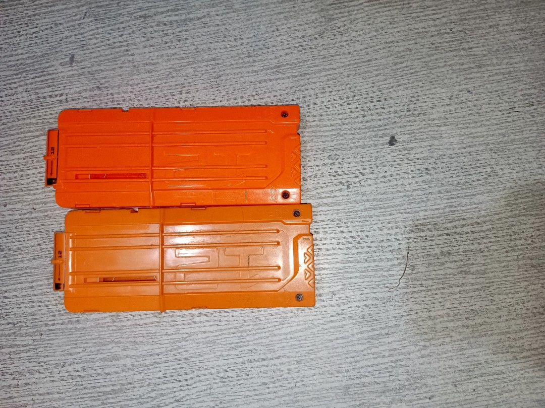 Nerf Bundle (Category: Action & Battle Toys) located in Davao. Submitted by cooldolphin_14dd00 (Listing ID 1464268853, Image 3). Description: Barely used Nerf Elite 2.0 Blasters, Models are and the conditions • CS-18 Turbine - Barely used, has working battery, only scratches, Comes with 24x Darts • CS-6 Pheonix - Barely used, No Batteries, needs 4x AA batteries, Only scratches, Comes with Original Scope and 14x Darts • N-strike 12 Dart Magazines 