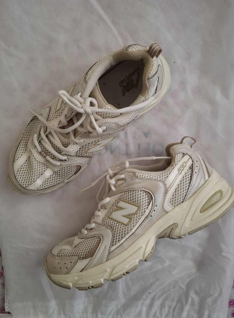 New Balance 530 (Category: Sneakers) located in Bulacan. Submitted by conice08 (Listing ID 1464191069, Image 1). Description: Used few times.