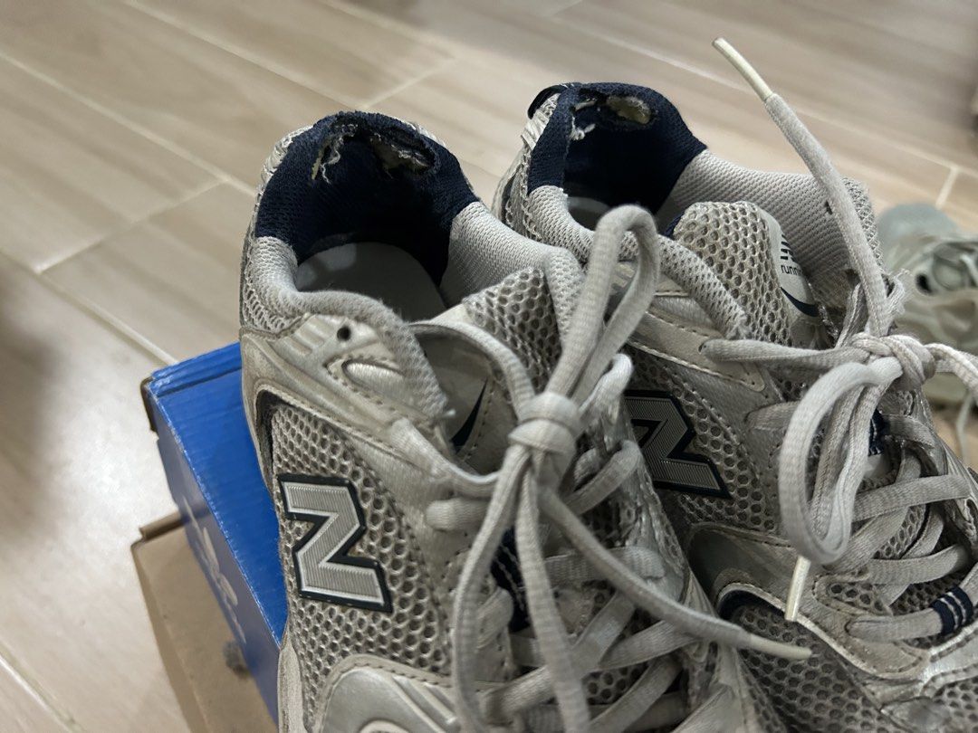 New Balance 530 US 8W (Category: Sneakers) located in Manila. Submitted by tobiocchi (Listing ID 1464167072, Image 3). Description: - Mesh upper with some signs of wear - Slight fraying on the ankle collar - Soles show dirt and scuffing - Selling as is.