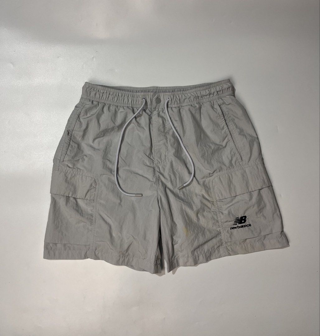 ♻️New Balance nylon Short ♻️ (Category: Shorts) located in Manila. Submitted by cjsthrift (Listing ID 1464347927, Image 3). Description: ‼️Want to sell‼️ ♻️New Balance nylon Short ♻️ ▫️Exellent condition ▪️None Hidden issue ▫️Color rate 9/10 ▪️Waist: 28-32 Stretch ▫️Lenght: 16 ▪️With inner 🏷️ 750 + Shipping fee 📩 🤝Nego as always 📍 Pagadian City Zamboanga Del sur ✅Unli Vc For Checking items ✅Unli Vouch ✅Legit Seller.