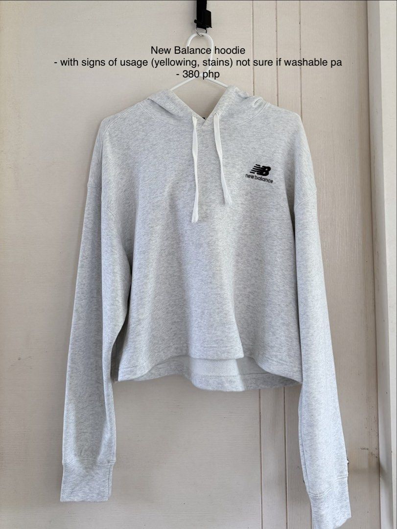 New Balance Womens Hoodie (Category: Coats, Jackets and Outerwear) located in Carmona. Submitted by cinnmoroll (Listing ID 1464202036, Image 1). Description: Small to med fit / lp as posted Descrip in photo.