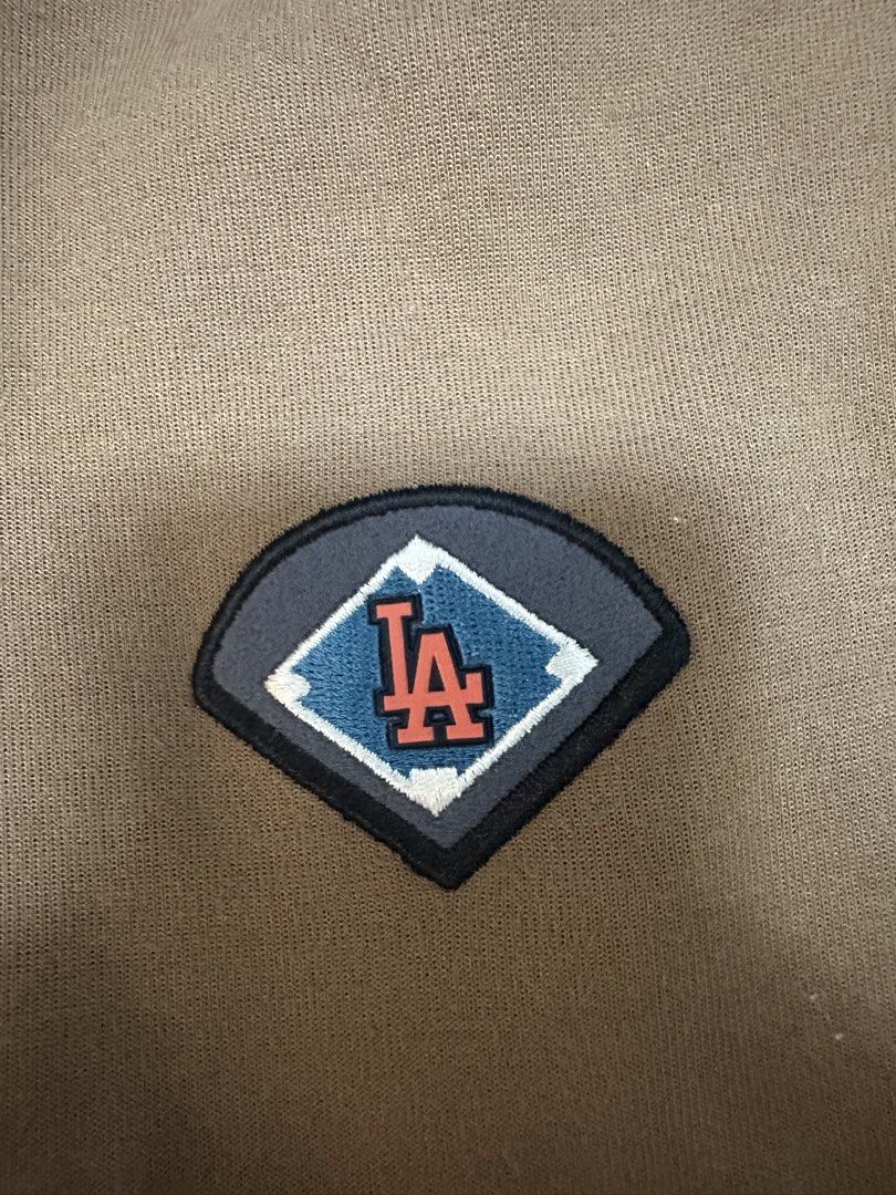 New Era LA Dodgers Jogger Pants (Category: Joggers) located in Manila. Submitted by ceeventures (Listing ID 1464178542, Image 3). Description: LA x NewEra Jogger pants Dimes: Waist: 14-18 Length: 35 Hem: 5-7 Color rate: 10/10 Issue: No issue Price: 300 + SF .