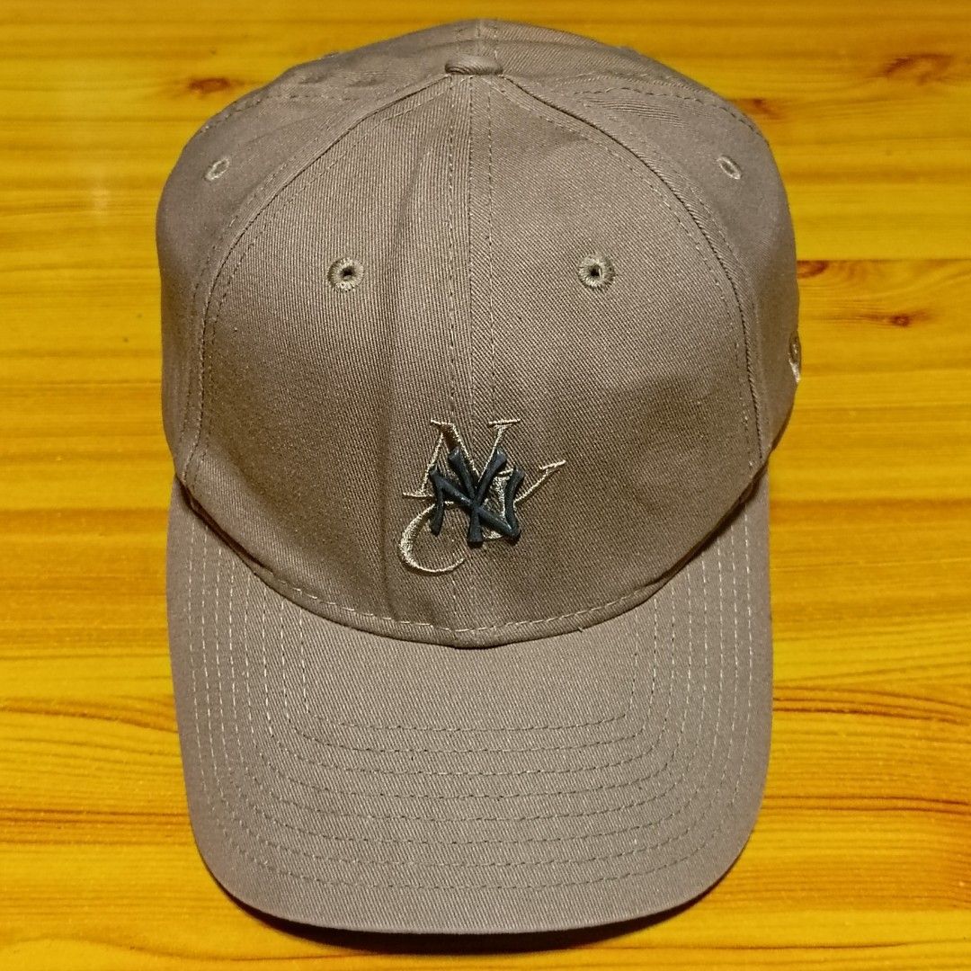 New Era NY Metal Baseball Cap (Category: Caps & Hats) located in Maramag. Submitted by thrifty777 (Listing ID 1464330419, Image 2). Description: Slightly Used Condition Metal New Era Location Maramag Bukidnon.