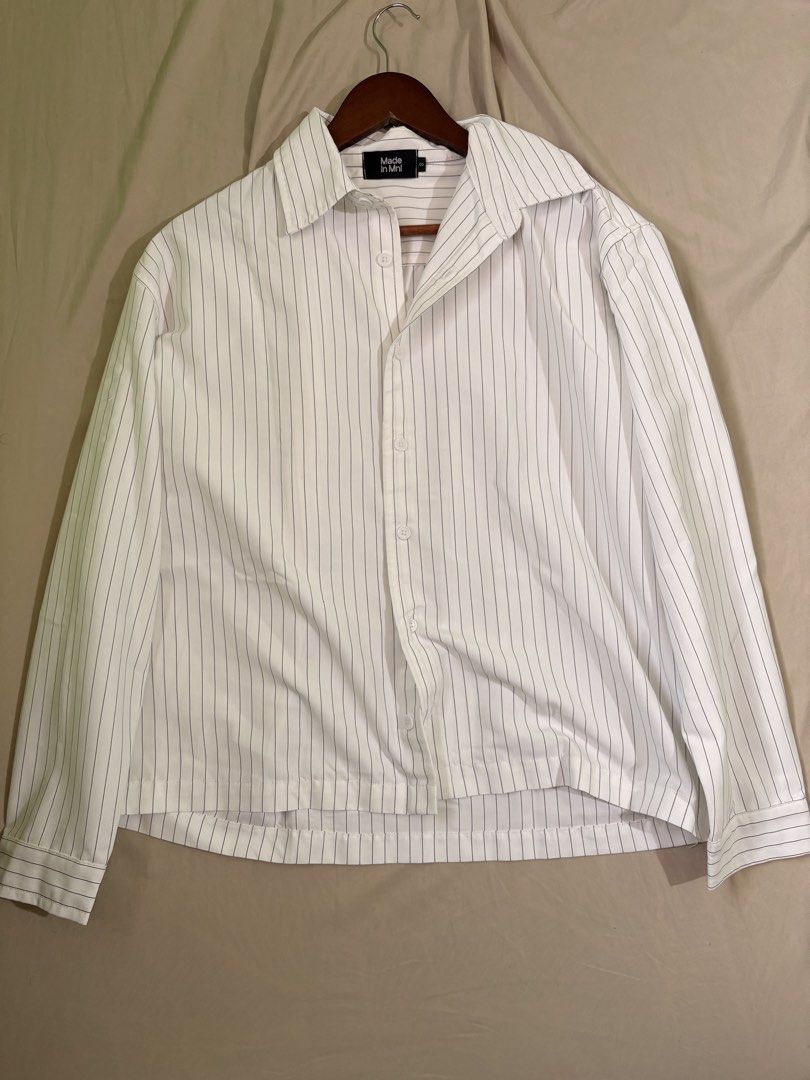New Polo | Never Worn (Category: Formal Shirts) located in Manila. Submitted by itsjohnpaul (Listing ID 1464146760, Image 1). Description: Bought from the Made in MNL Official Store. Never worn. I originally planned to wear this for my internship, but the sleeves turned out to be too big/long for my arms. Condition: Brand new / never worn Reason for selling: Sleeves are too big for me..