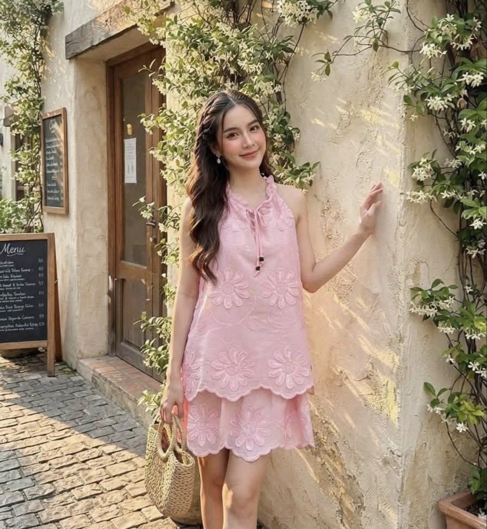 New! Women Eyelet Coords (Category: Sets or Coordinates) located in Quezon City. Submitted by pets.r.us.manila (Listing ID 1464337163, Image 1). Description: Available Colors: ✅Pink ✅White ✅Beige Freesize: Small upto XL.
