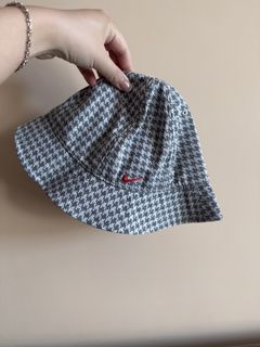 （分類：）位於 。 由 clca004429 提交（商品編號 1464212750，圖片 1）。簡介： 。
