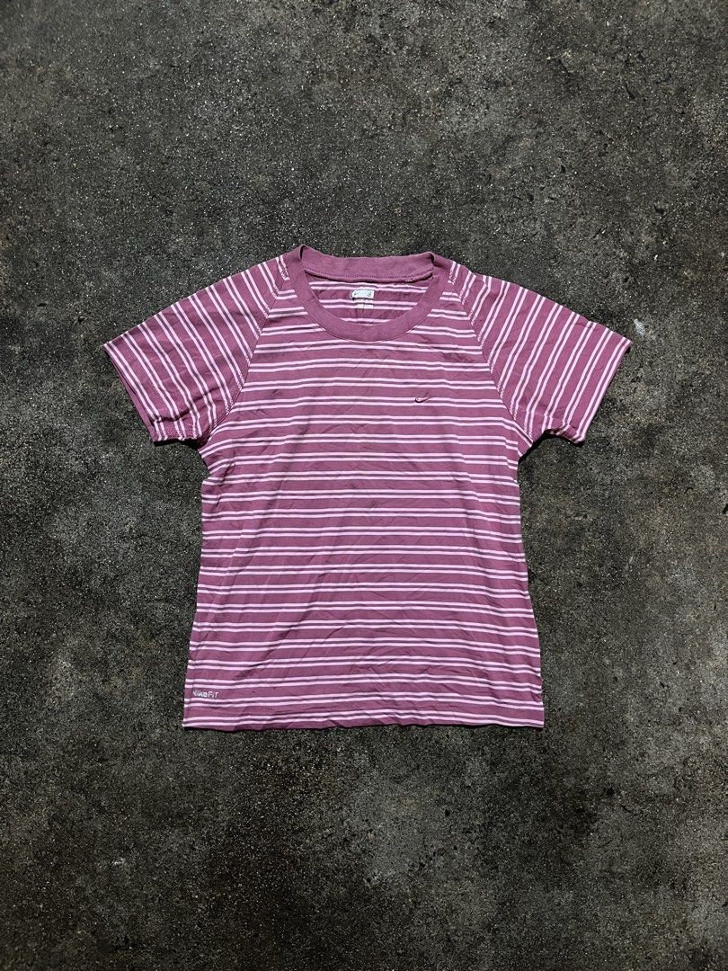 Nike - Y2K Striped Dri-fit Activewear (Category: Activewear) located in Manila. Submitted by kashjulliane (Listing ID 1464303709, Image 1). Description: Excellent condition Good as new Deadstock/Vintage Size: Small Width: 15 Length: 19.
