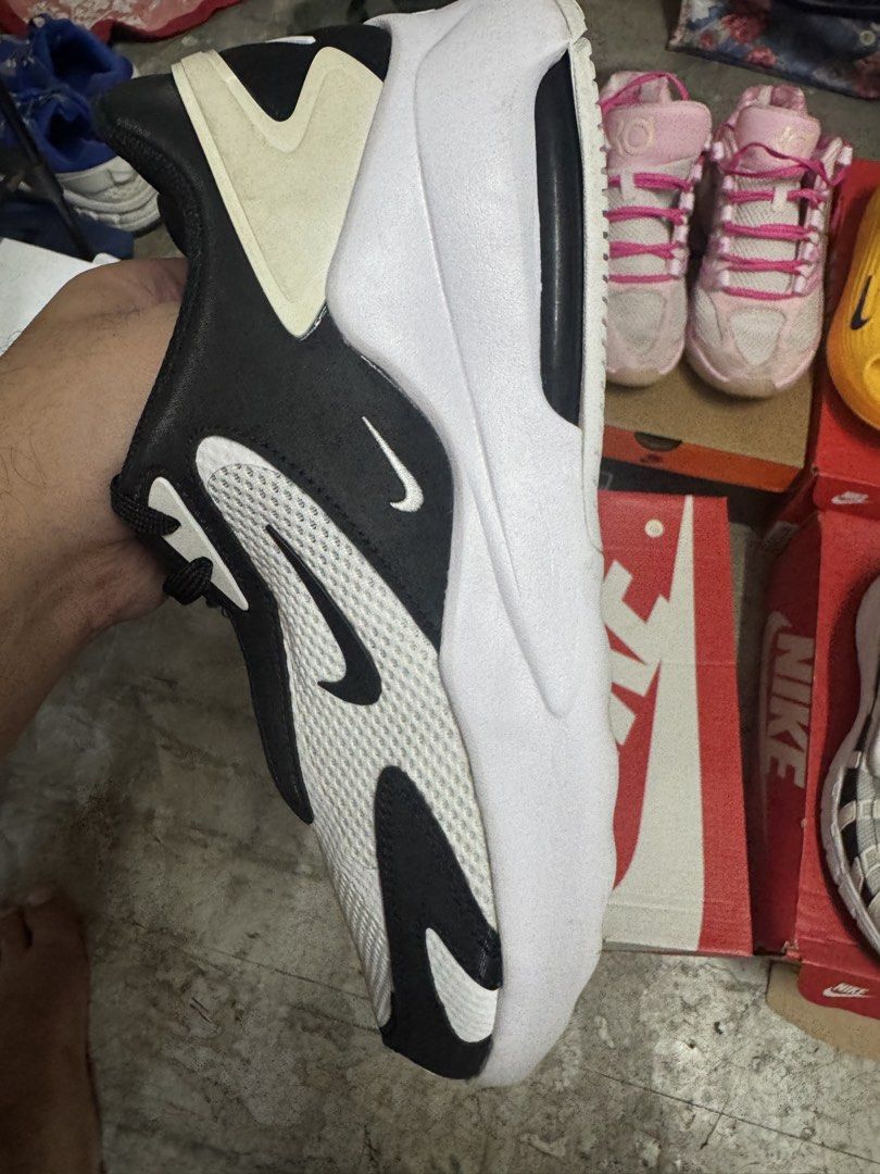 Nike Air Max Bolt (Category: Sneakers) located in Pasig City. Submitted by jomarimagtoto (Listing ID 1464144798, Image 2). Description: Nike Air Max Bolt Size 10.5us 2000 Condition: 9/10 With Box Bought at Nike App Honest Issue: Slight yellowing on left heel counter With Online Receipt Loc: Pasig Area Can do meetups and shipping buyer must handle shipping fee PM for more details and pictures Legit/unlivouch before any transaction Lalamove/LBC (Bu