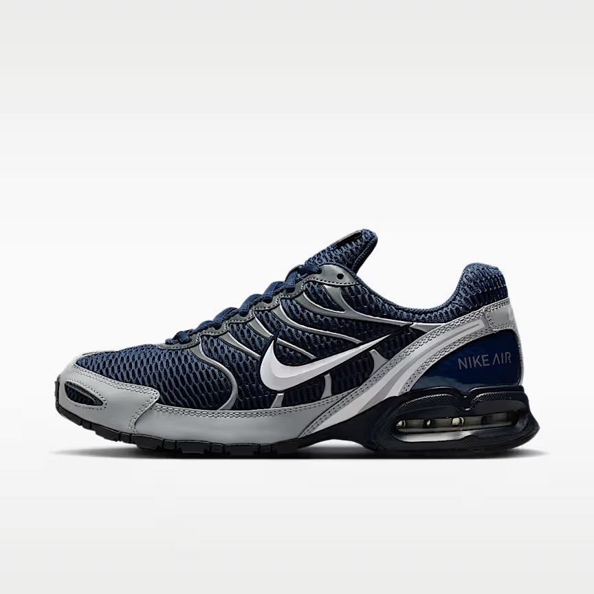 NIKE AIRMAX TORCH 4 (Category: Sneakers) located in Pasig City. Submitted by buzzthrifty (Listing ID 1464268414, Image 1). Description: SIZE 11.5 USE BRANDNEW WITH OG BOX 100% AUTHENTIC MONEY BACK IF FAKE .