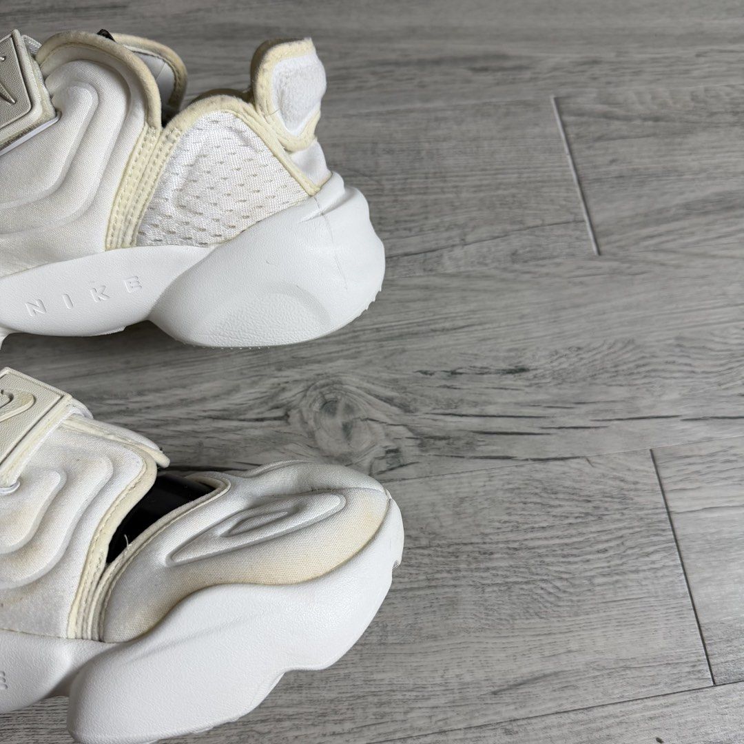 Nike Aqua Rift Tabi (Category: Sneakers) located in Manila. Submitted by wornagainstudios2 (Listing ID 1464236691, Image 3). Description: .