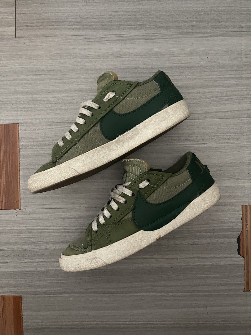 Nike Blazer Low Olive Green Suede Canvas (Category: Sneakers) located in Pasig City. Submitted by beachboy01 (Listing ID 1464289585, Image 1). Description: AUTHENTIC NO SOLE SEPARATION NO BOX - Olive green Nike Blazer Lows - Suede and canvas upper - White laces and sole - Classic Nike branding on the heel - Ideal for casual wear.