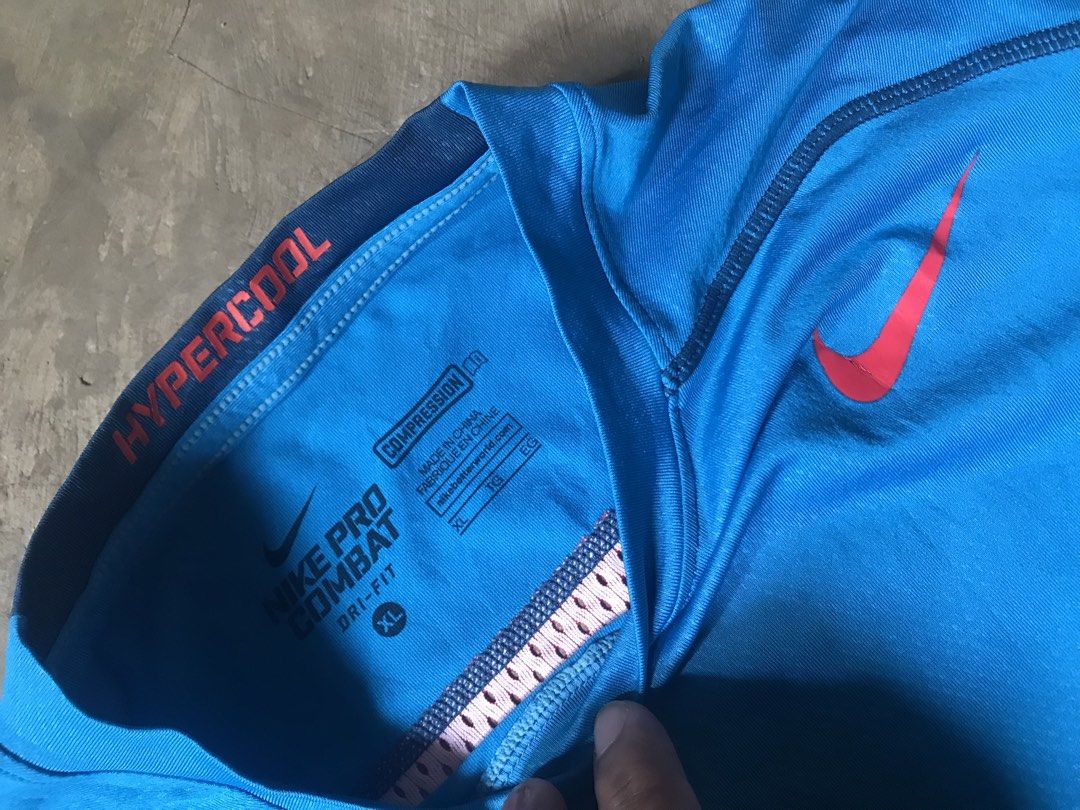 NIKE COMPRESSION/DRIFIT (Category: Activewear) located in Naga. Submitted by gemsin.bins (Listing ID 1464198885, Image 3). Description: XL ON TAG FROM CANDA BOX.
