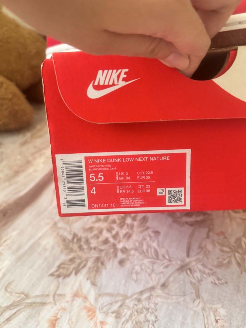 NIKE DUNK LOW (Category: Dress Shoes) located in Manila. Submitted by swiftwolf.cebbb9 (Listing ID 1464206886, Image 1). Description: .