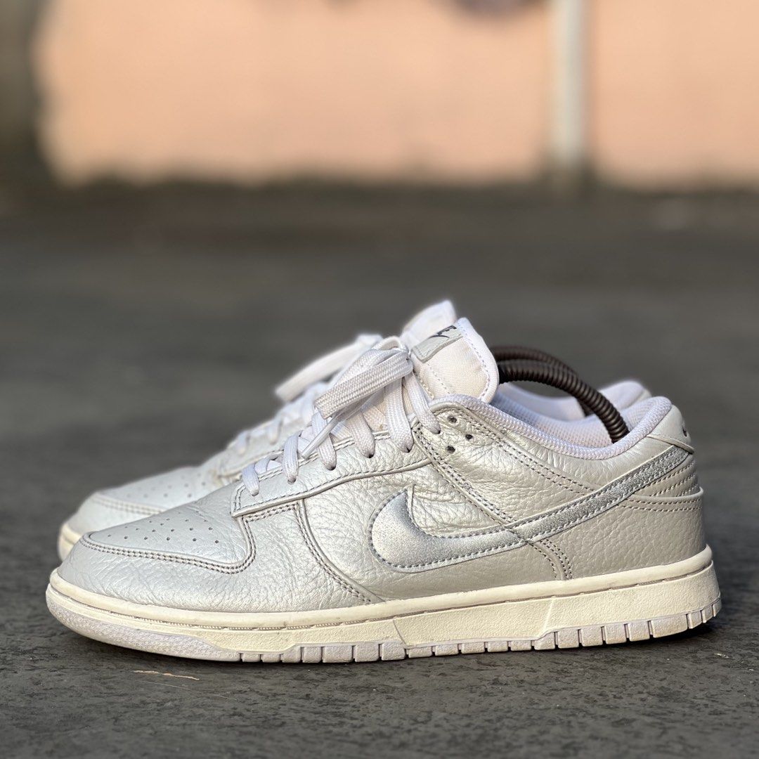 nike dunk low SE “ mettalic silver “ (Category: Sneakers) located in Pasig City. Submitted by store_4_all_season (Listing ID 1464289953, Image 2). Description: Size 8.5 us mens / 42 eu / 26.5 cm Used - very good condition Signs of usage No major issue 📩📩📩.