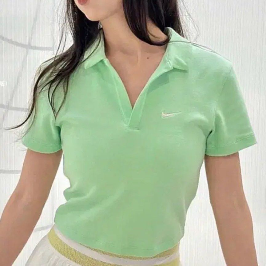 Nike Embroiede Polo Top (Category: Blouses) located in Taguig. Submitted by intransitforyou (Listing ID 1464314681, Image 2). Description: .