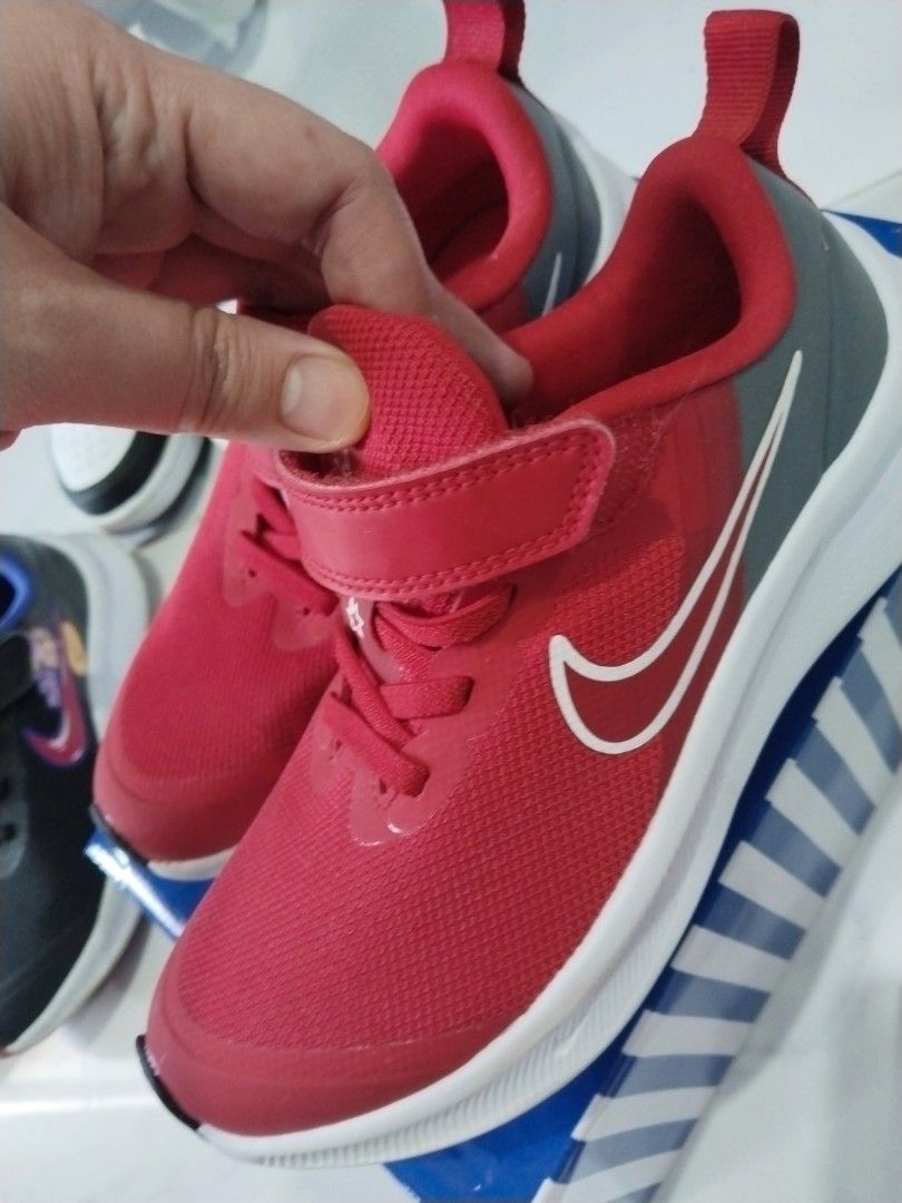 Nike Kid's Star Runner 3 (Category: Babies & Kids Fashion) located in Rizal. Submitted by wisemoon_94c43f (Listing ID 1464158907, Image 2). Description: Nike Kids Star Runner 3 Little Kids Preschool Shoes Size 13 C refer Nike Size Chart Original/ Authentic Color University Red Lightly Used No Damage No Box.