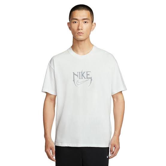 Nike OC Verb Tee (Category: Formal Shirts) located in Manila. Submitted by kean.thrifts (Listing ID 1464219863, Image 1). Description: Men’s Nike M90 Oc Verb Tee Medium Loose Fit Width 20 Length 28 Color Rate 9.8/10 Excellent Condition Complete tags Authentic No issues 480 + shipping fee.