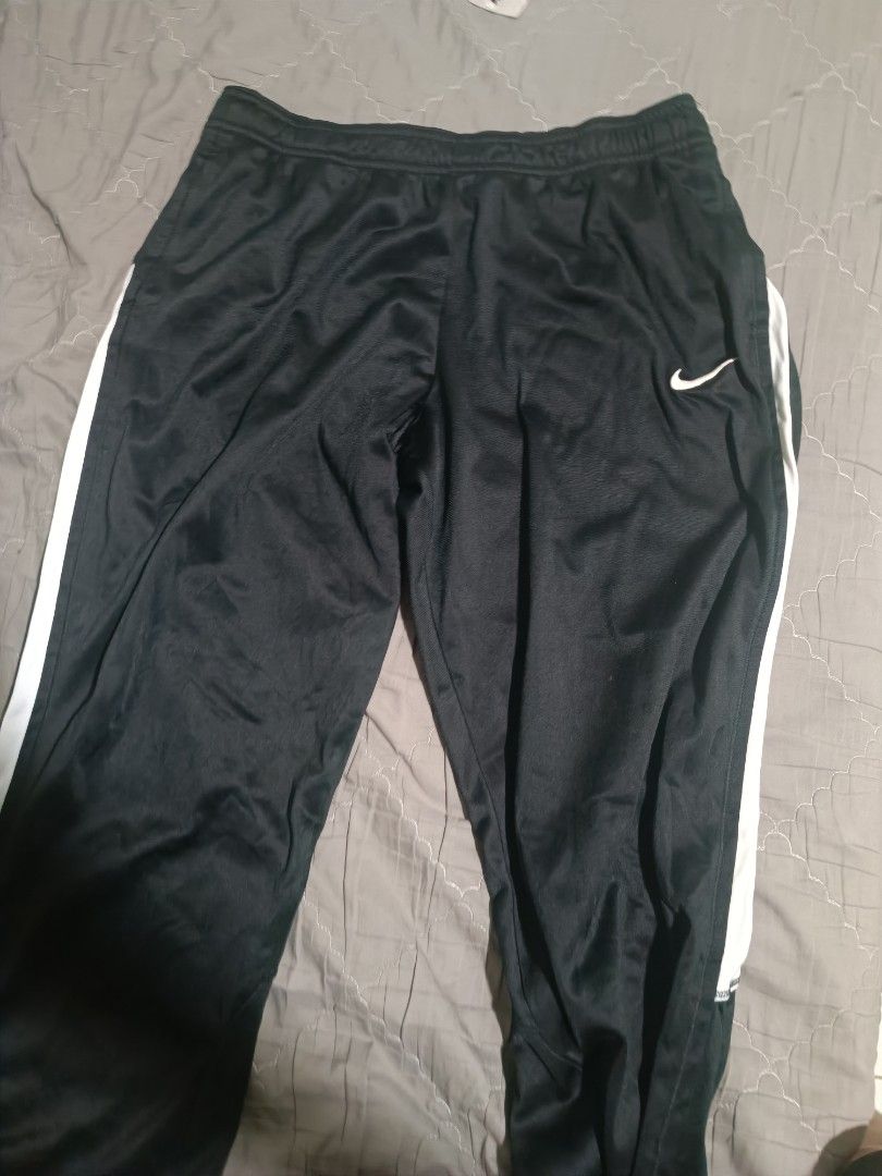 Nike pants (Category: Joggers) located in Manila. Submitted by lapulga900 (Listing ID 1464227835, Image 1). Description: Negotiable size XL.
