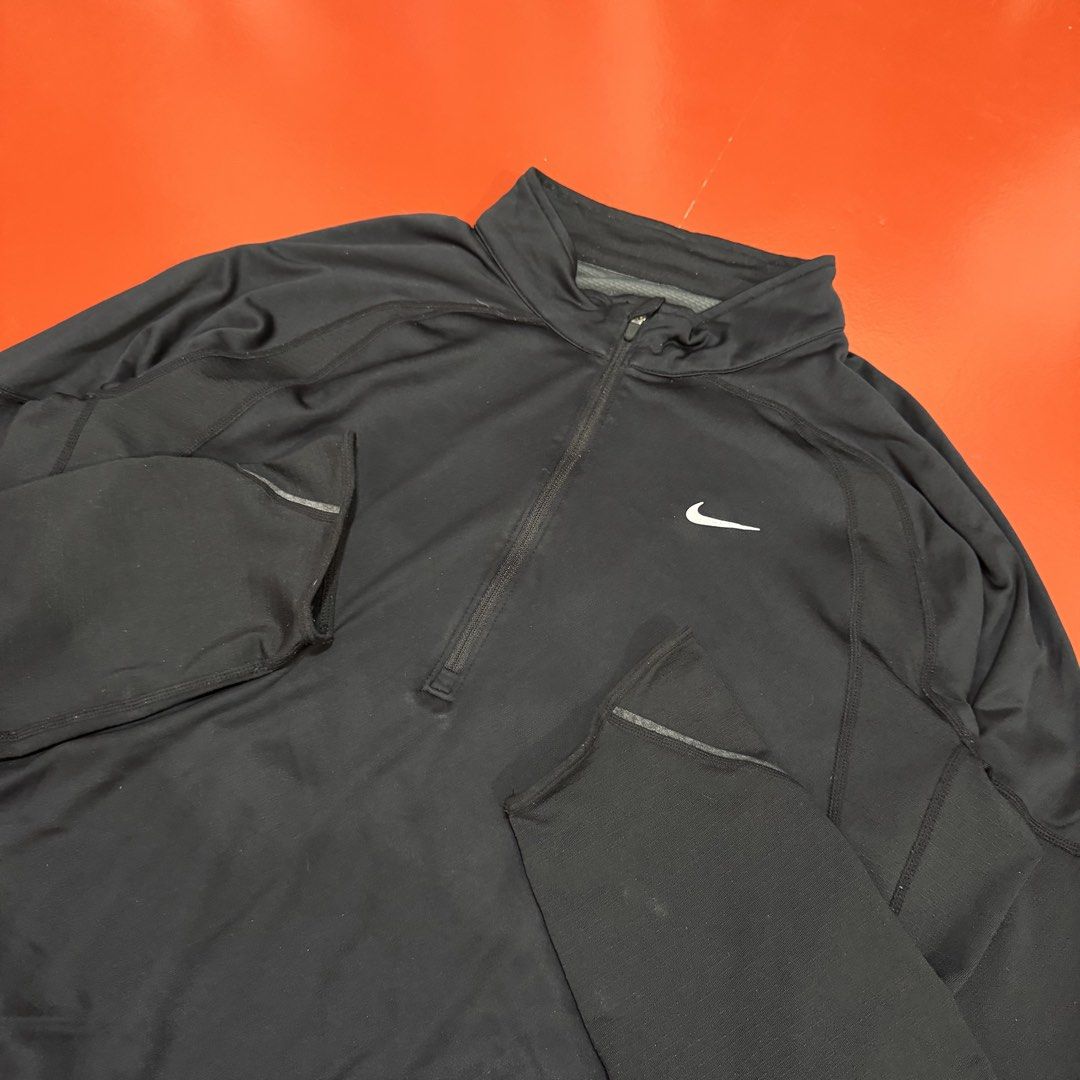 NIKE QZIP DRI FIT LONGSLEEVES (Category: Everything Else Others) located in Pasig City. Submitted by buzzthrifty (Listing ID 1464243483, Image 2). Description: SIZE M-L 22x26 EXCELLENT CONDITION .