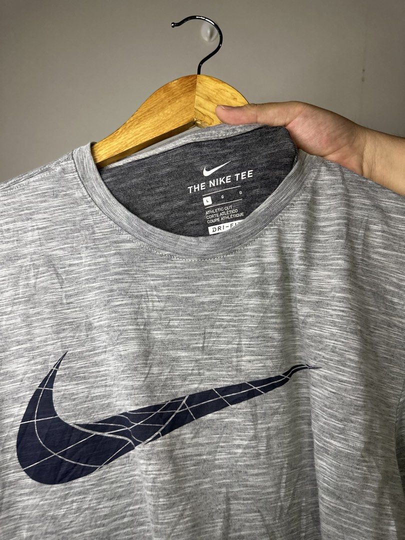 NIKE RUNNING (Category: Tshirts & Polo Shirts ) located in Molave. Submitted by thriftmate13 (Listing ID 1464199567, Image 2). Description: .