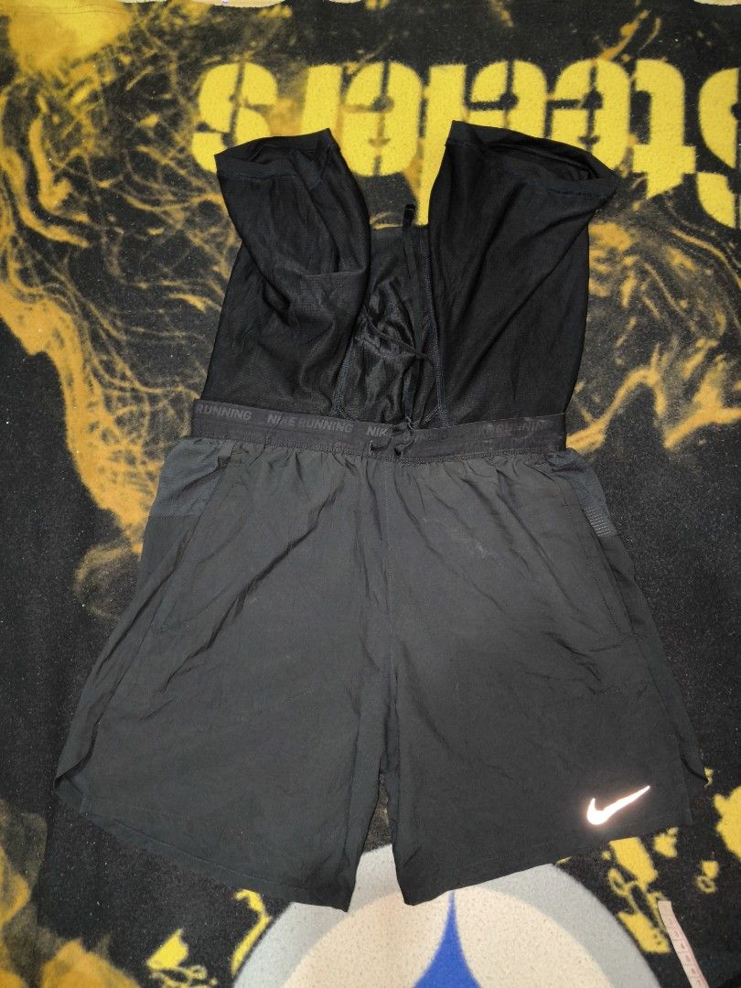 Nike Running With inner short (Category: Activewear) located in Manila. Submitted by fljaoti27 (Listing ID 1464260860, Image 2). Description: Nike running with inner Small.