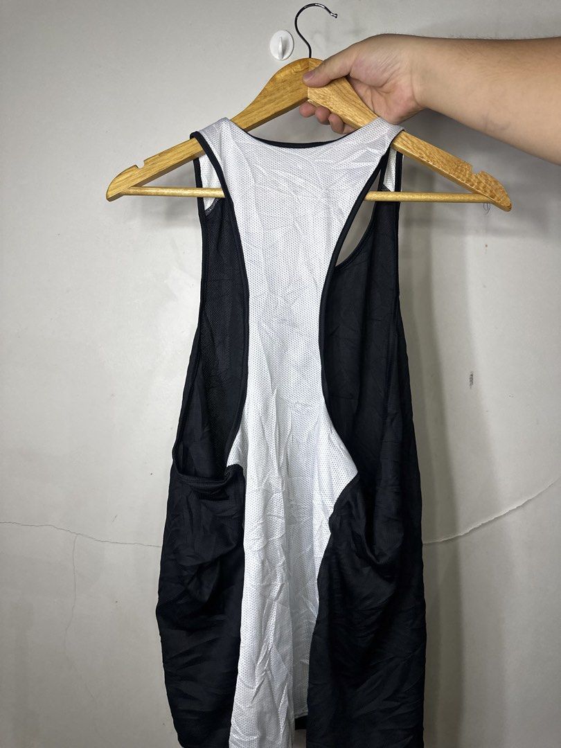 NIKE SINGLET (Category: Tshirts & Polo Shirts ) located in Molave. Submitted by thriftmate13 (Listing ID 1464199280, Image 2). Description: .