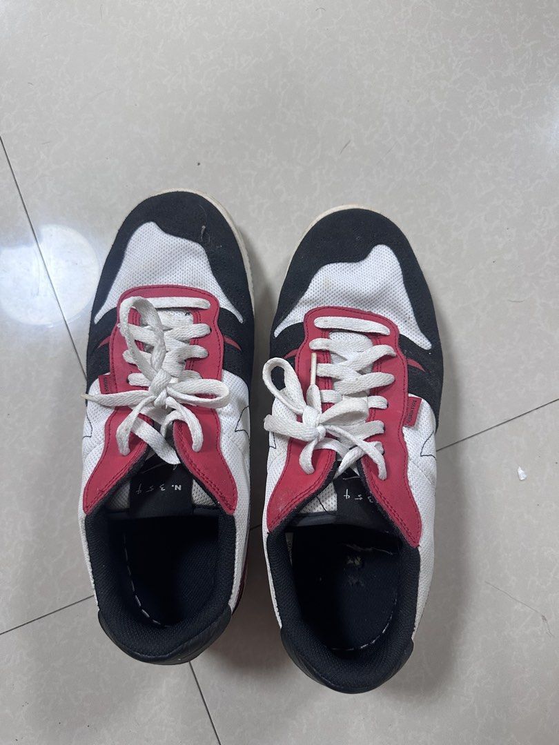 Nike Squash-Type Black Toe (Category: Sneakers) located in Las Pinas. Submitted by treyyywayyy (Listing ID 1464255400, Image 2). Description: FREE ACRYLIC SHOE BOX LOC: LAS PINAS OR DOUBLE DRAGON PASAY - Nike Sneakers - Size: US 10 (EUR 44) - Colorway: Black, White, and Red - Origin: Made in Indonesia.