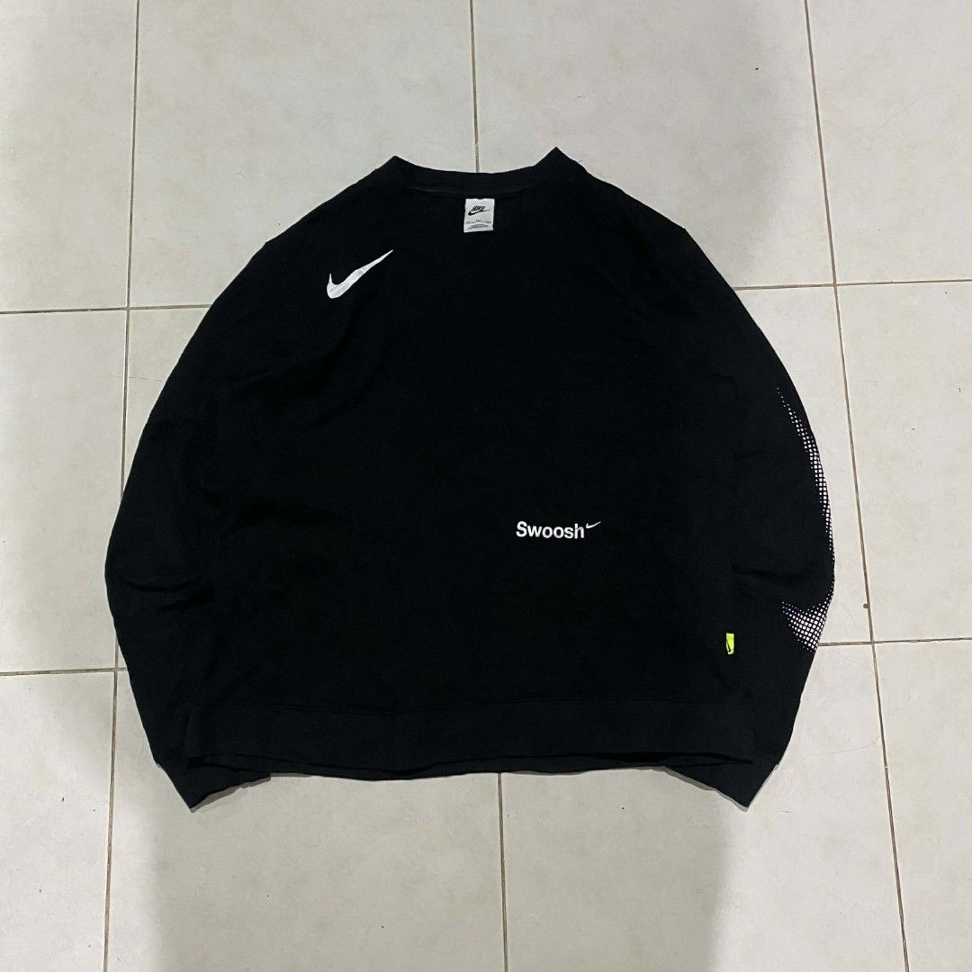 Nike Swoosh Pullover Graphic Sweater (Category: Coats, Jackets and Outerwear) located in Dipolog. Submitted by ethrifttt (Listing ID 1464300357, Image 1). Description: Nike Swoosh Pullover Graphic Sweater 23 x 26 excellent condition, no issue.