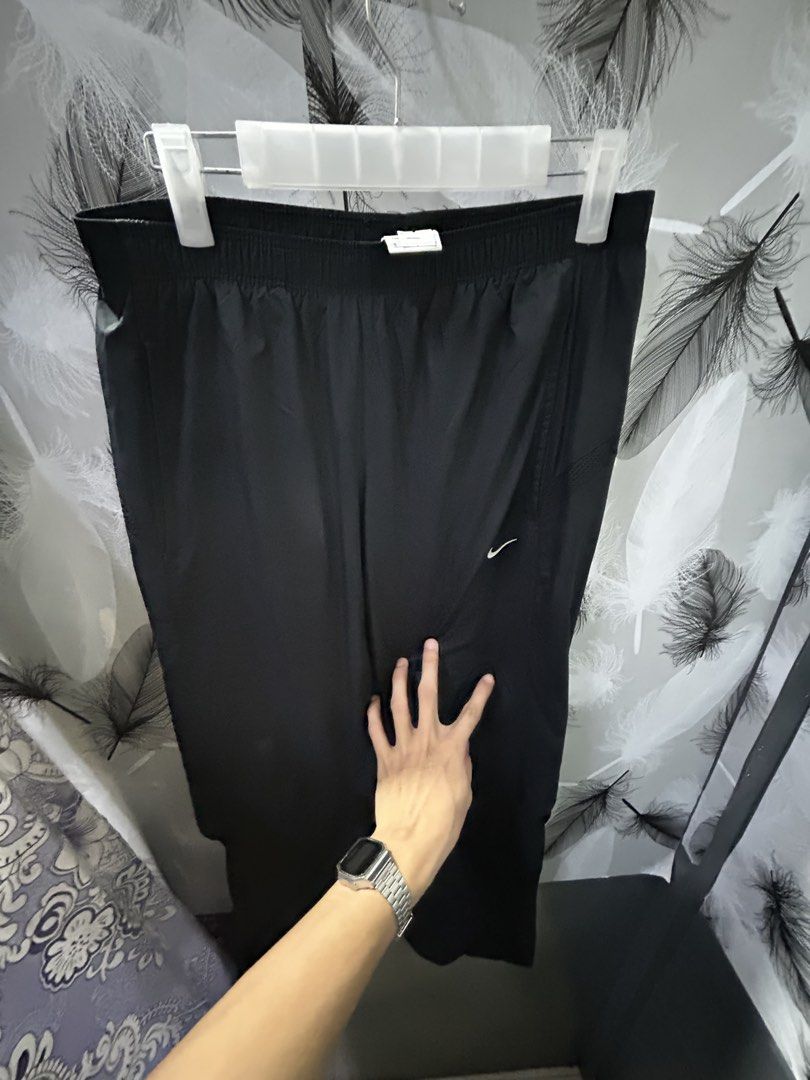 NIKE TRACK PANTS (Category: Joggers) located in Manila. Submitted by magsinoadr72923 (Listing ID 1464272002, Image 2). Description: NIKE TRACK PANTS LIKE BRAND NEW. FIT SMALL TO MEDIUM SIZE. GOOD CONDITION..