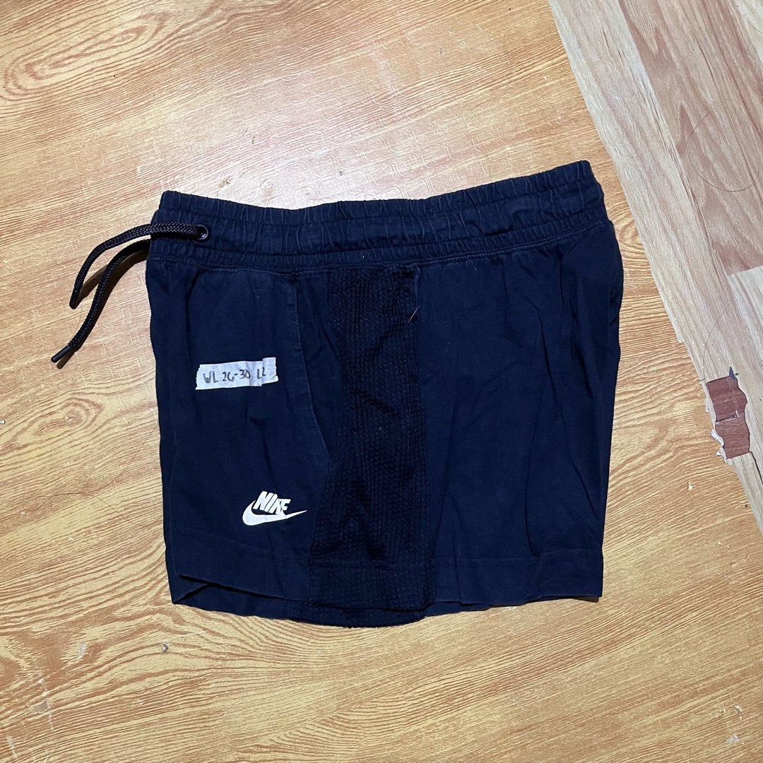NIKE WOMEN SHORTS (Category: Shorts) located in Marikina City. Submitted by Dyornhel (Listing ID 1464263280, Image 1). Description: Nike women shorts WL 26-30 L 12 Excellent condition Need wash.