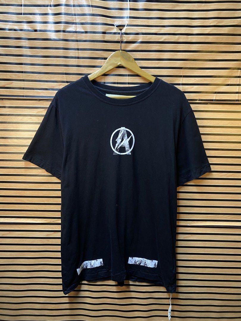 “OFF BLACK @2017" across the diagonal (Category: Tshirts & Polo Shirts ) located in Makati City. Submitted by drip.poww (Listing ID 1464193498, Image 2). Description: - OFF BLACK - Color: Black - Size: Large - Dimes: 22x28 - Authentic - Excellent condition - Need wash, fresh from bale - Material: 100% Cotton Please don’t expect too much—these are thrifted (ukay) items. 😊 !!STILL NEGOTIABLE!!.