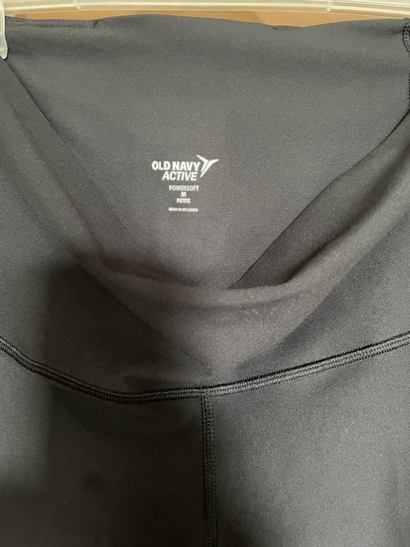 Old Navy Active PowerSoft Black Cropped Leggings M Petite (Category: Activewear) located in Manila. Submitted by mochi_dear (Listing ID 1464170832, Image 3). Description: - Old Navy Active black cropped leggings - PowerSoft line for ultimate comfort - Size: Medium Petite - High-waisted fit - Comfortable and stretchy material - Perfect for workouts or everyday wear.