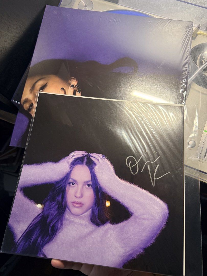 Olivia Rodrigo - Signed GUTS (Black Vinyl) (Category: Vinyls) located in Muntinlupa City. Submitted by madssounds (Listing ID 1458184101, Image 1). Description: Selling my extra copy of Olivia Rodrigo’s sophomore record ‘GUTS’ on black vinyl! Comes with a hand-signed print by Olivia also :) PM for any inquiries! Shipping: Grab/Lalamove Payment: GCash/Maya/Bank Transfer.