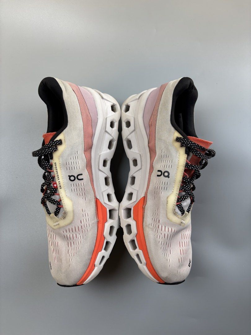 On Running Cloudswift Shoes White Orange (Category: Sneakers) located in Cagayan de Oro. Submitted by klebertaco53763 (Listing ID 1464159148, Image 3). Description: 43 -US 9.5 - 27.5 CM.