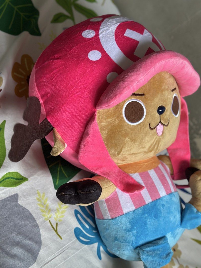 One Piece Tony Tony Chopper Large 60cm Plush (Category: Plushies & Soft Toys) located in Santa Rosa. Submitted by omnicronzxc (Listing ID 1464211804, Image 2). Description: Brandnew Redeemed from Toms World 60cm top to bottom 1k asking price santa rosa laguna location One Piece Tony Tony Chopper.
