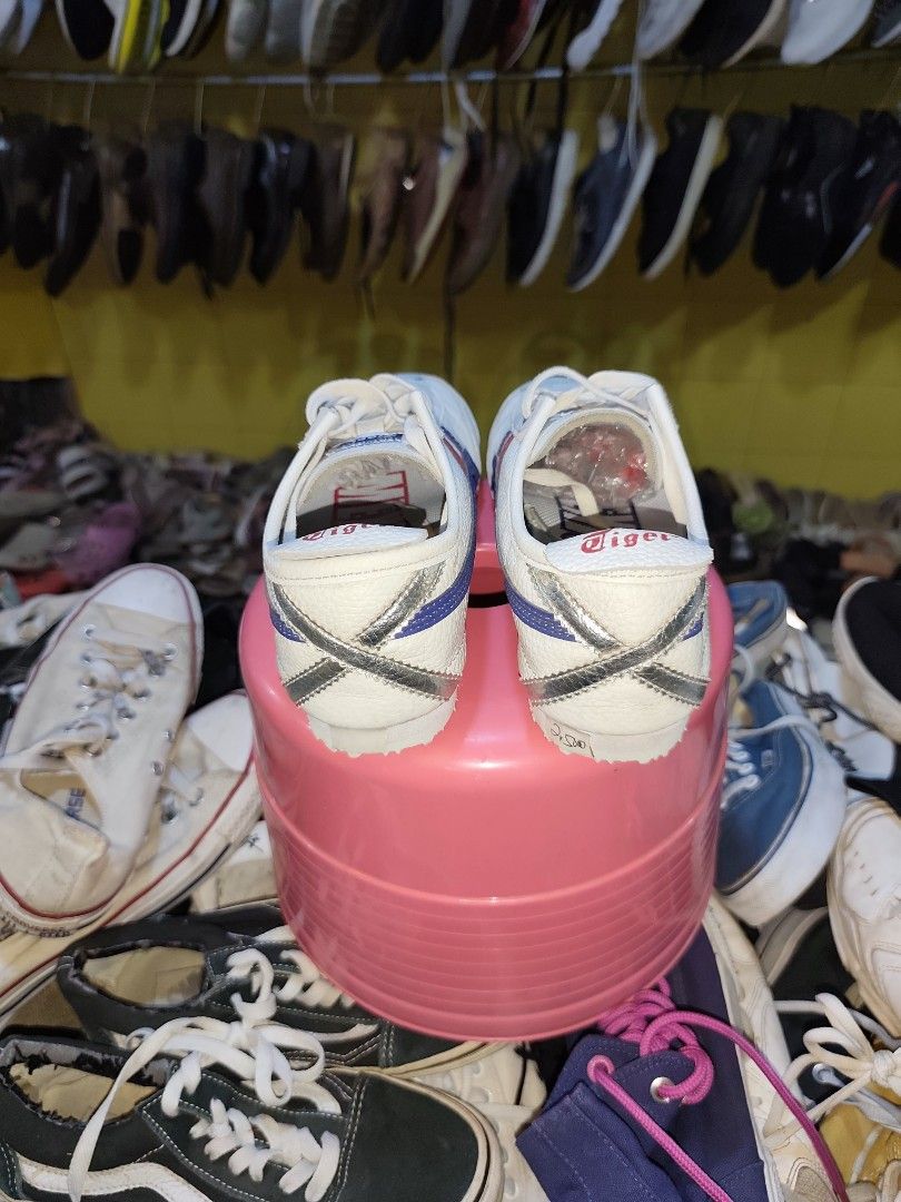 Onitsua Tiger Size US 8 / EUR 41.5 (Category: Sneakers) located in Davao. Submitted by zl_preloved_shop (Listing ID 1464186460, Image 3). Description: .