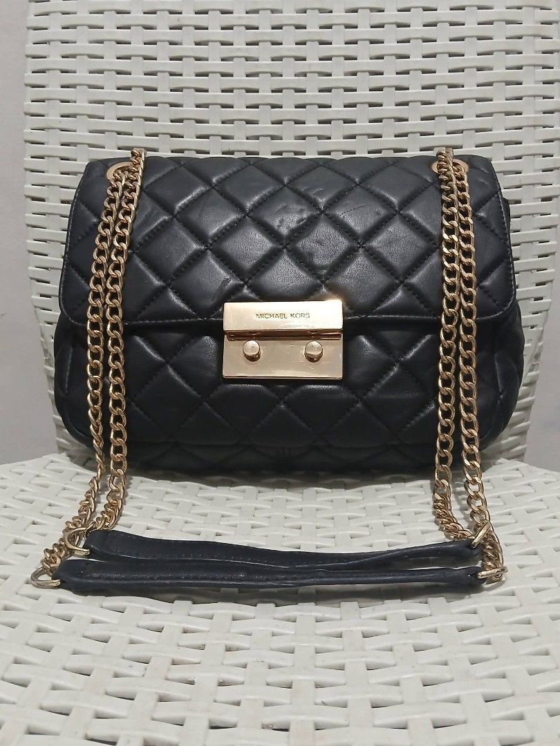 ORIG MICHAEL KORS QUILTED TWO WAY🔥❤️ (Category: Activewear) located in Manila. Submitted by jecelstylebags (Listing ID 1464290429, Image 1). Description: ORIG MICHAEL KORS QUILTED TWO WAY🔥❤️.