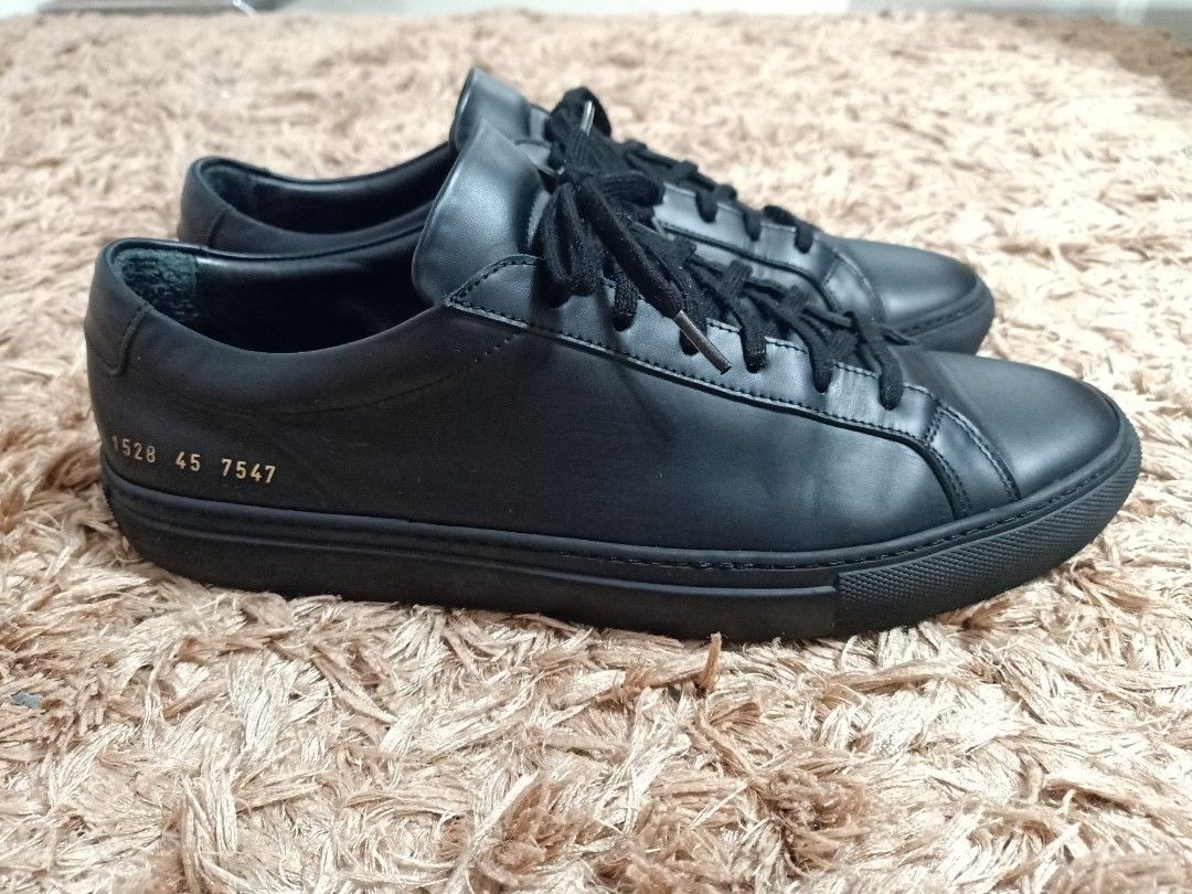 Original common projects leather sneakers shoes for men (Category: Sneakers) located in Binmaley. Submitted by fashionluxury058 (Listing ID 1464190800, Image 1). Description: original community n projects leather sneakers shoes for men in very good condition size: 10 men genuine leather color black made in italy.