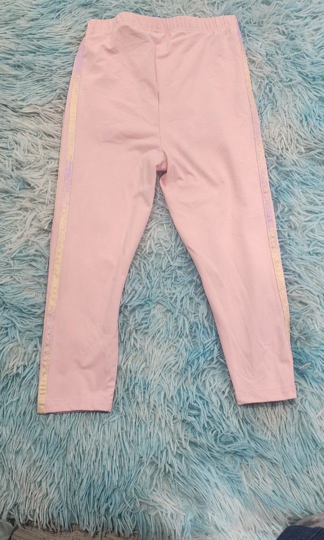 Pant (Category: Babies & Kids Fashion) located in Baguio. Submitted by swiftstone_d709db (Listing ID 1464222501, Image 3). Description: adidas jogging pant.