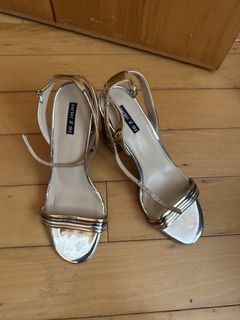 （分類：）位於 。 由 ziana02 提交（商品編號 1464200754，圖片 1）。簡介： 。