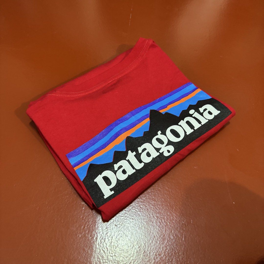 PATAGONIA SHIRT (Category: Announcements) located in Pasig City. Submitted by buzzthrifty (Listing ID 1464247524, Image 1). Description: SIZE XL-XXL 24x28 EXCELLENT TO NEW .