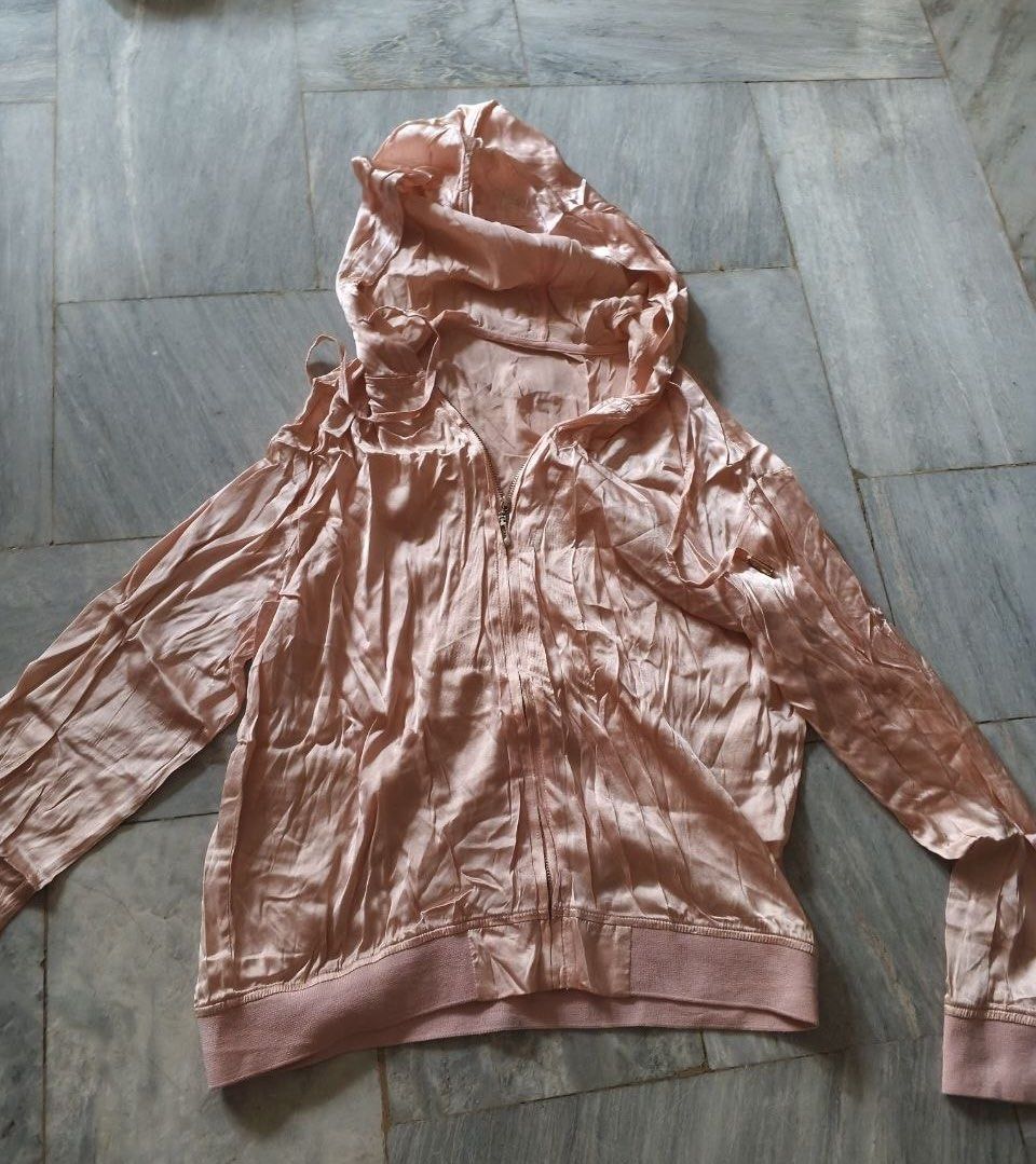 Pink Satin/Silk Zip Up Jacket (Category: Coats, Jackets and Outerwear) located in Bacoor. Submitted by s4dee (Listing ID 1464326140, Image 1). Description: size: s - m .