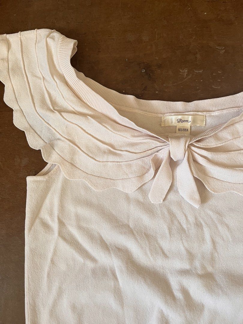 Pink sleeveless top (Category: Blouses) located in Cebu City. Submitted by lilyaround (Listing ID 1464149810, Image 2). Description: helping tags: y2k liz lisa kawaii cute milkmaid shoujo.