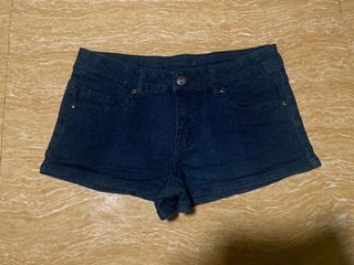 (Category: ) located in . Submitted by r.vynarchives (Listing ID 1464332745, Image 1). Description: .